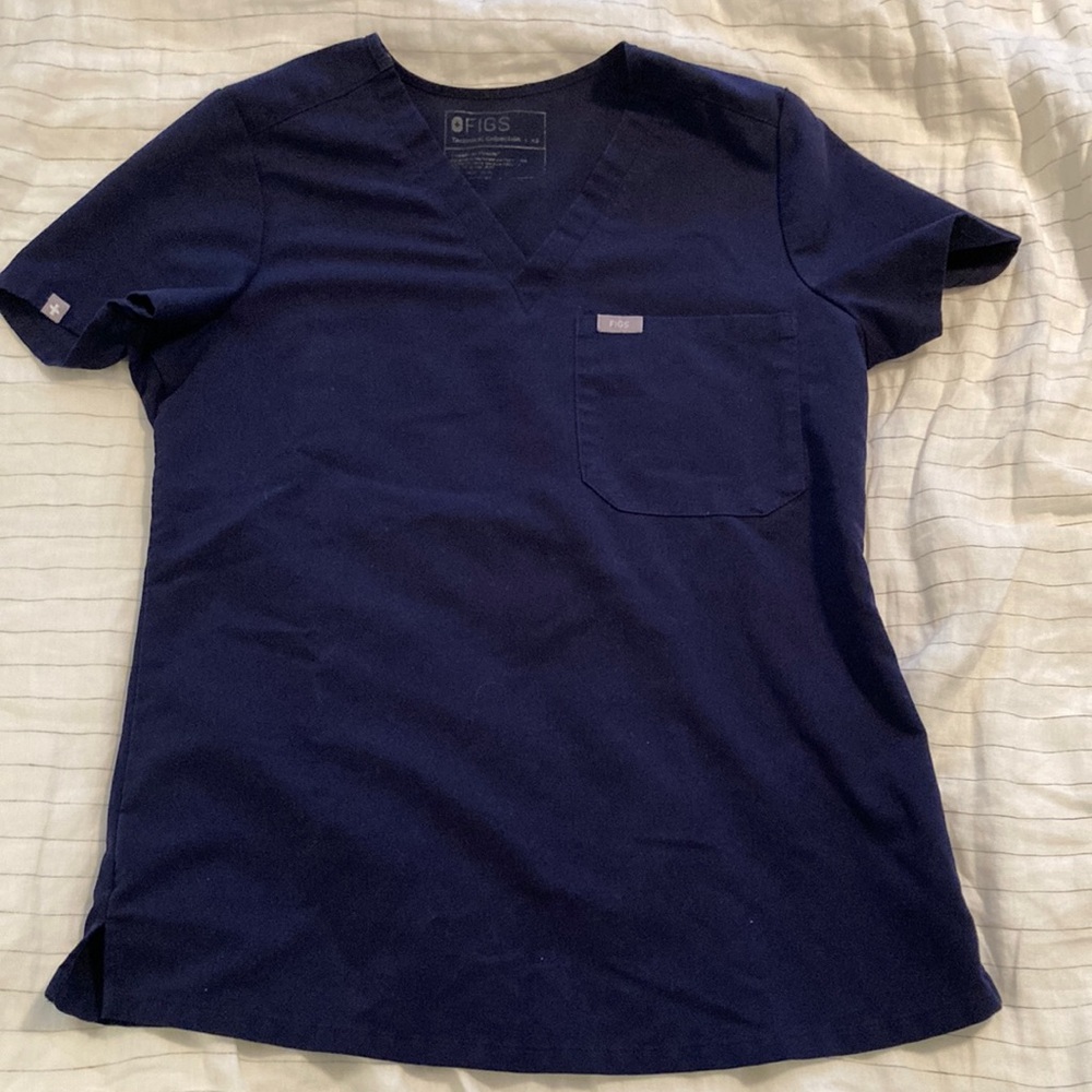 FIGS Catarina scrub top XS in Navy